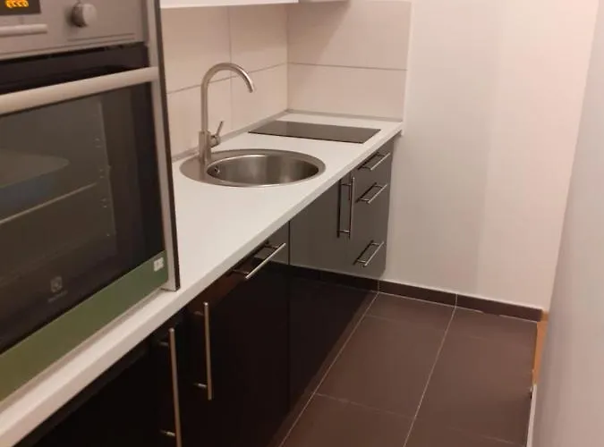 Little Bee Apartament *