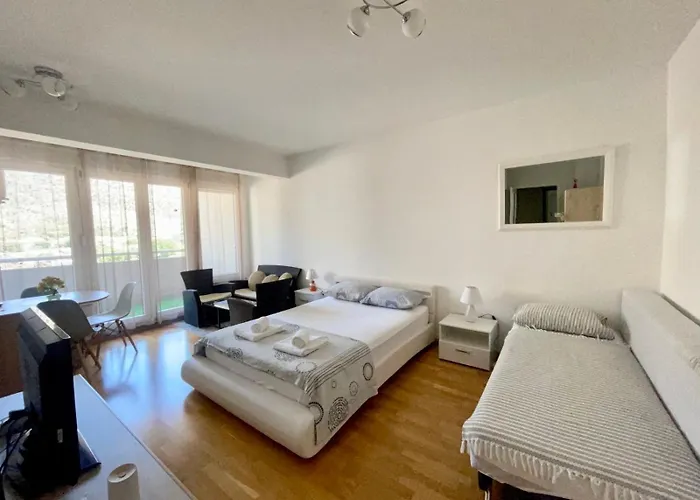 Apartament Little Bee