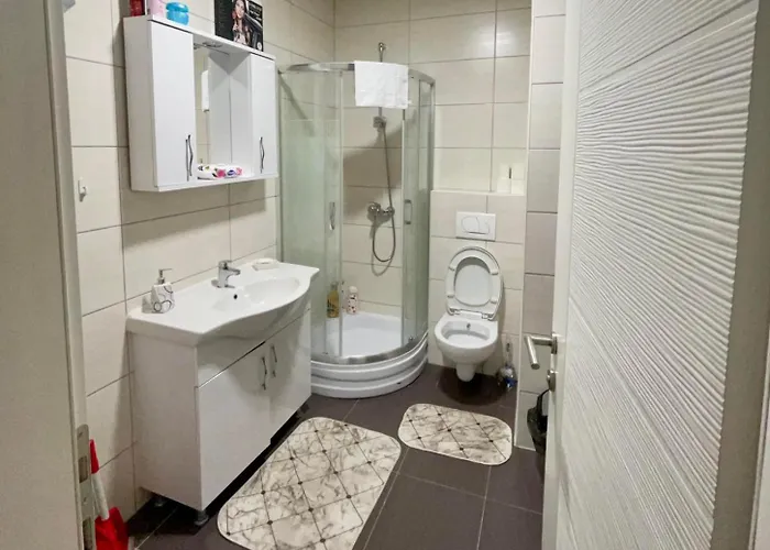 Little Bee Apartament *